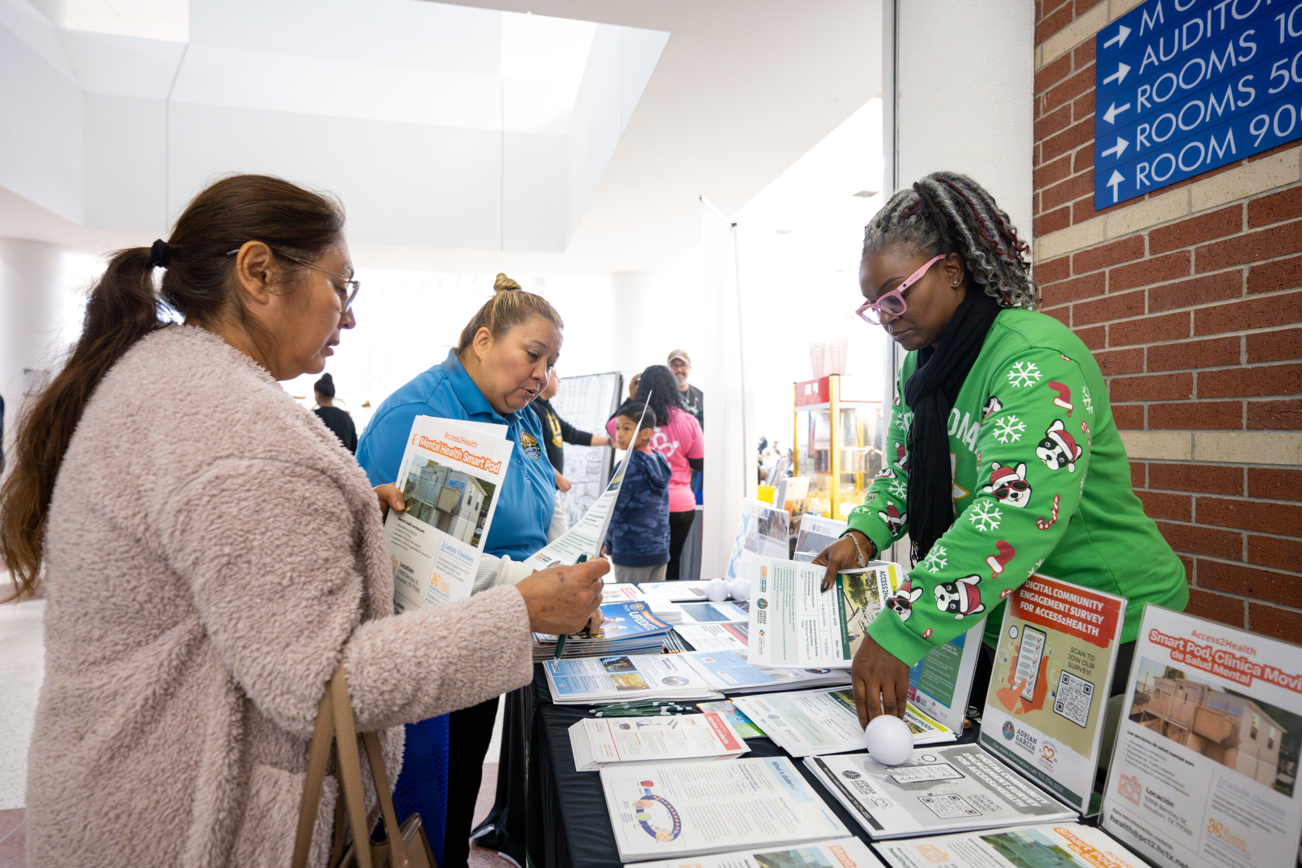 12072024_PortHouston_CommunityResourceFair_TMP--155